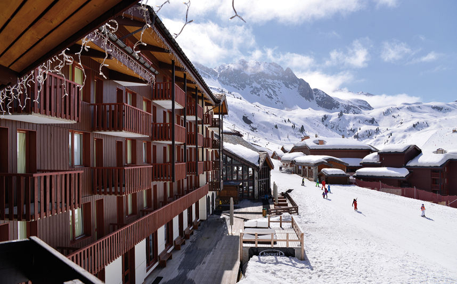 La “saison ski” vous a manqué en 2021 ? Ne ratez pas l’opportunité de réunir vos collaborateurs cet hiver dans l’une des plus belles stations en séjournant à l’hôtel*** Vacances Bleues Business Belle Plagne