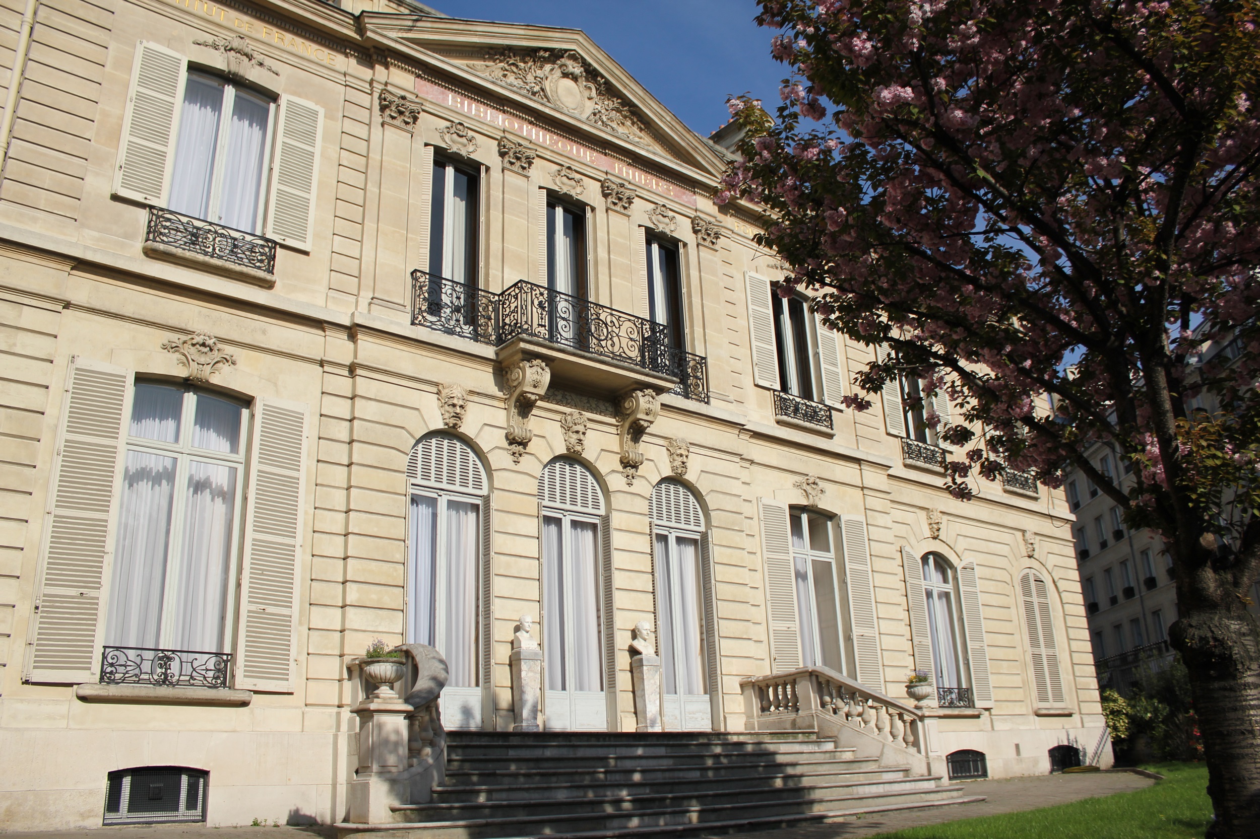 Fondation Dosne-Thiers - Institut de France