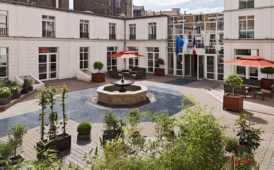 Organisez sereinement votre séminaire résidentiel en plein Paris, à l’hôtel Vacances Bleues Business La Villa Modigliani